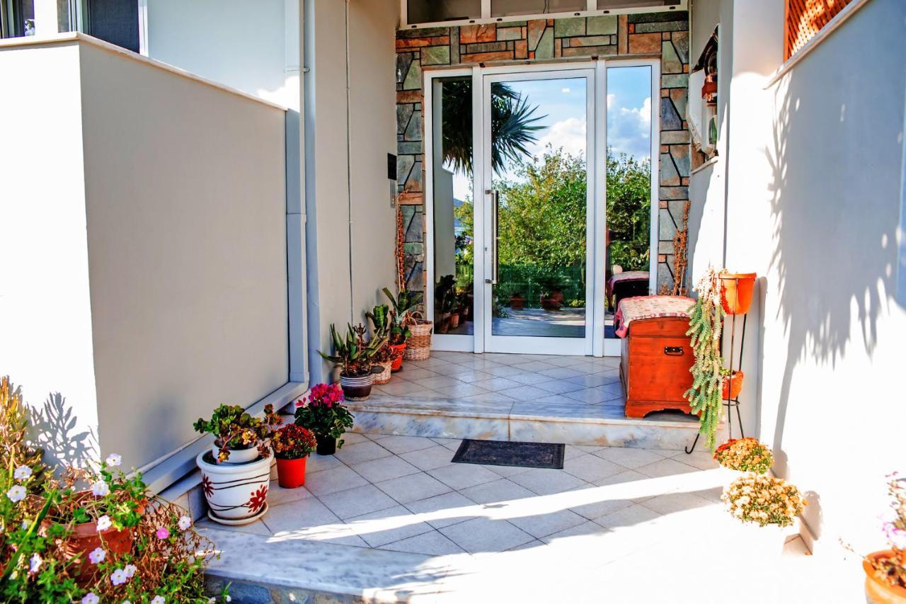 Filia Rooms & Apartments Agioi Apostoloi  Exterior photo